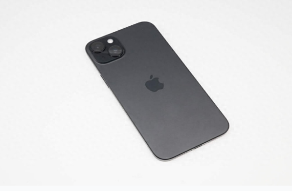 信阳苹果手机维修分享iPhone 15 Plus换电池 